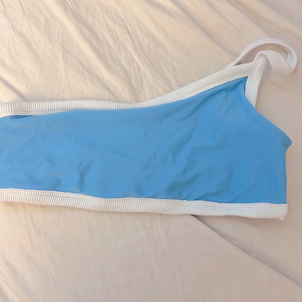 Baby blue one shoulder Aerie bikini top